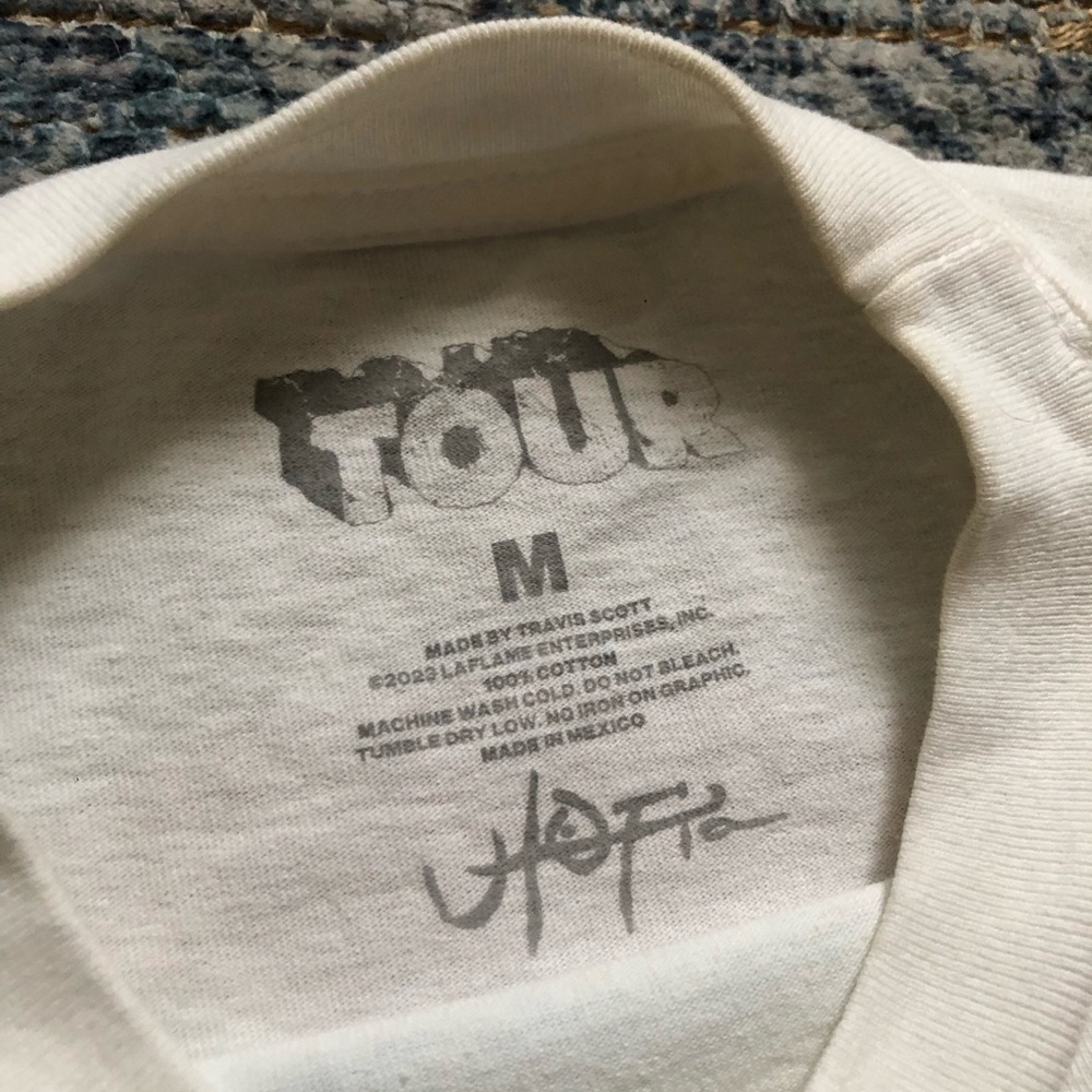 Travis Scott 2023 Miami Concert Tour Shirt - Picture 3 of 3